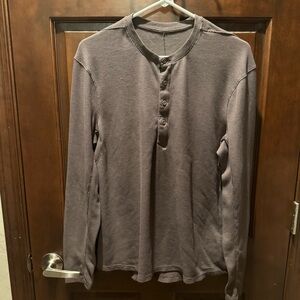 lululemon athletica Men's Long-Sleeve Henley in Taupe Gray